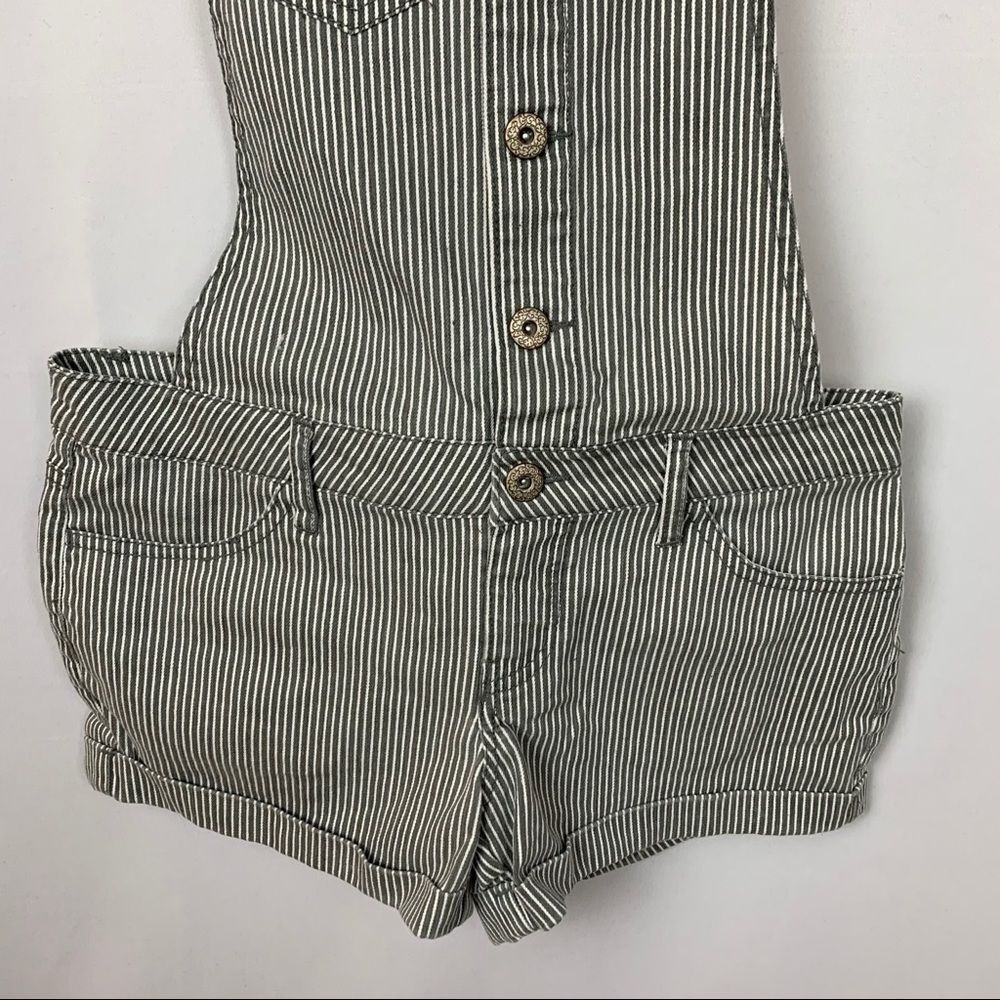 Mossimo Overalls - Picture 4 of 7